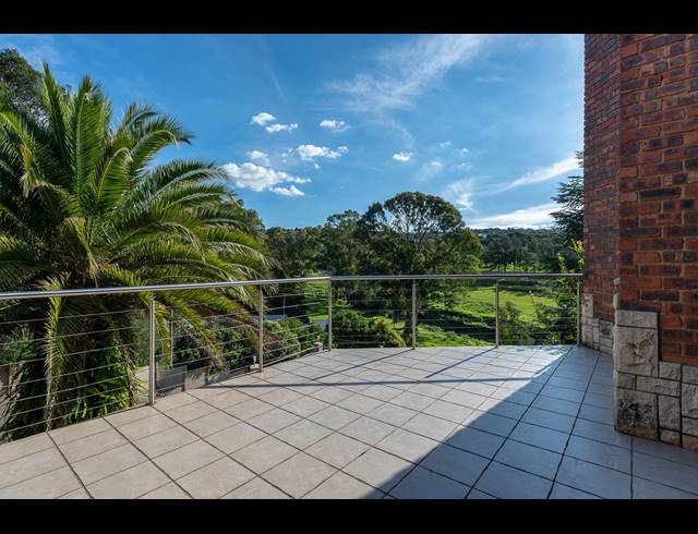 13 BEDROOM FREEHOLD FOR SALE IN ROODEKRANS